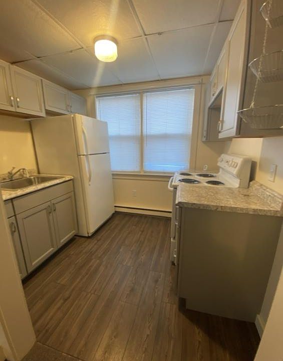 1st image of 35D At 45 West Main St