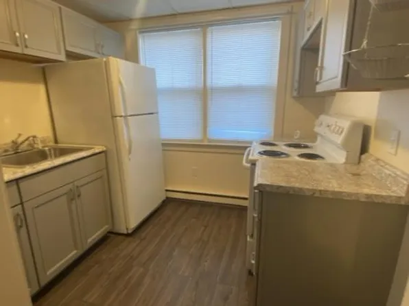 35D At 45 West Main St, Conway, NH 03818