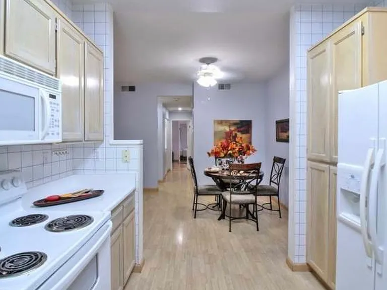 151 Tuscany Ct — Photo 7