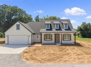 114 Garrett Dr, Wynnewood, OK 73098