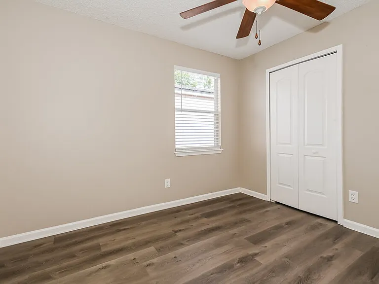 12325 Mastin Cove Rd — Photo 16