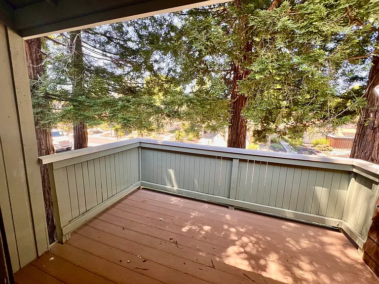 202 Compton Cir #D — Photo 4
