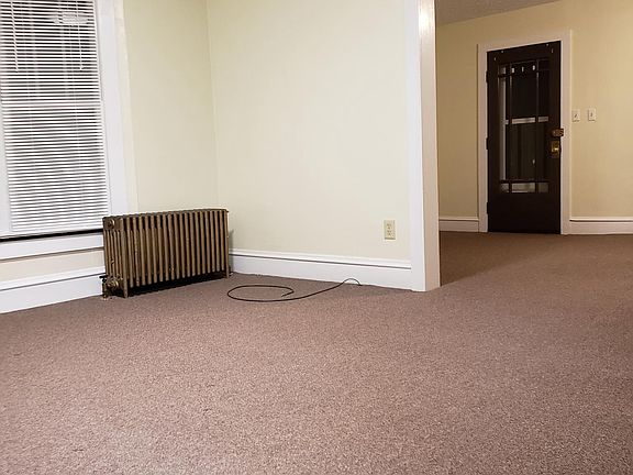 Still in Dining Room looking back toward entrance