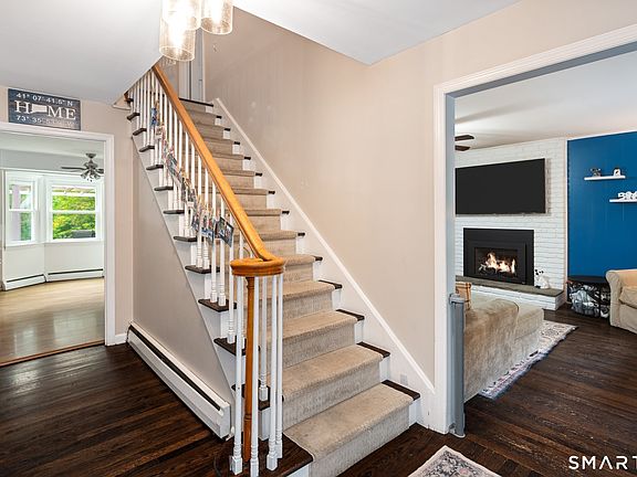 4th image of 1165 Riverbank Road