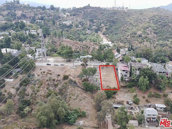 4th image of 9467 Reverie Rd
