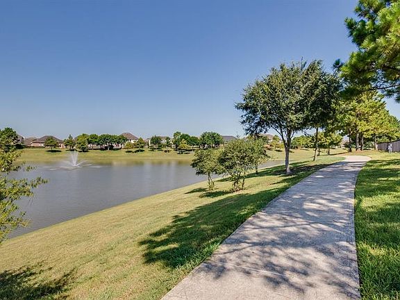 5th image of 2716 Ravens Creek Dr