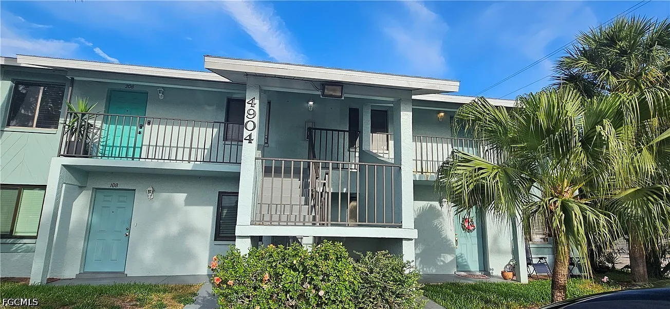 2 bed, 2.0 bath, 858 sqft, $1,250 — Photo 1