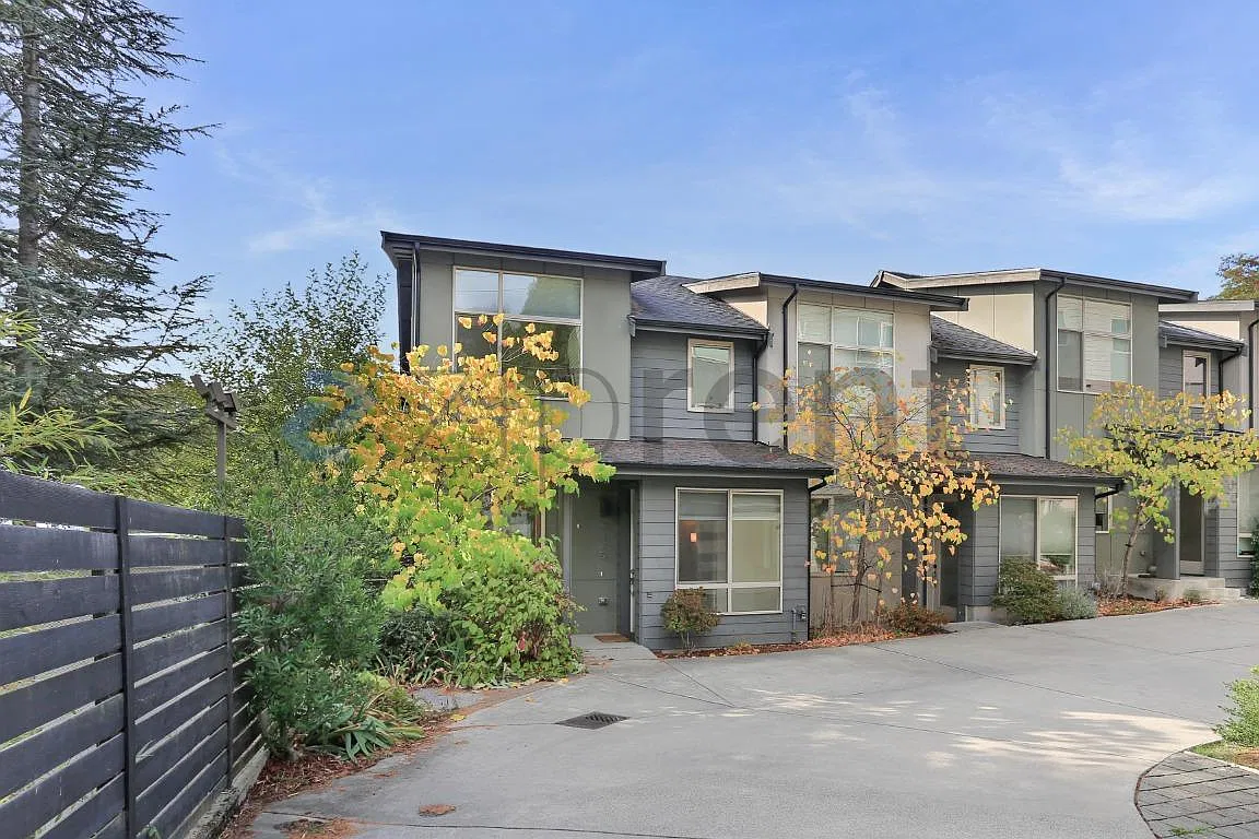 3 bed, 1820 sqft, $3,700 — Photo 2