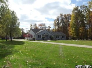 403 Prentice Rd NW, Warren, OH 44481