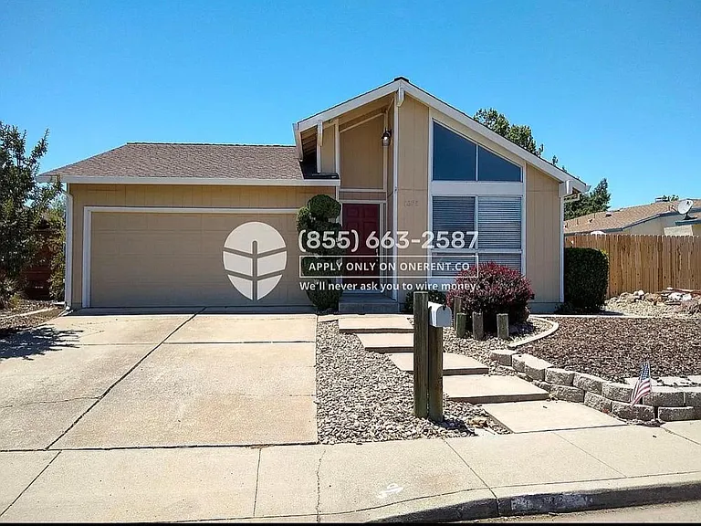 Swallowtail Rd — Photo 1
