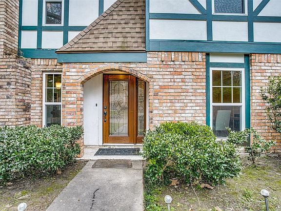 4th image of 104 Wedgewood St