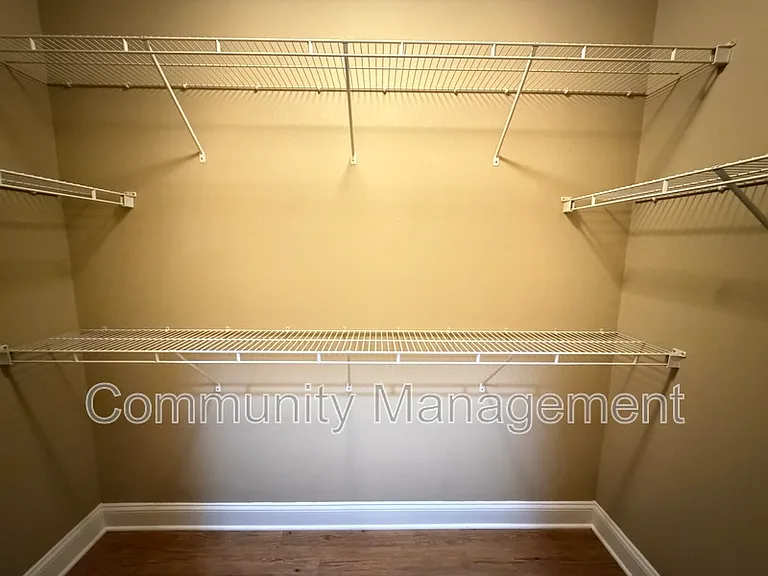 809 Summer Breeze Dr #302 — Photo 9
