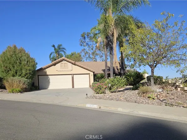 17768 Montauk Cir, Riverside, CA 92503