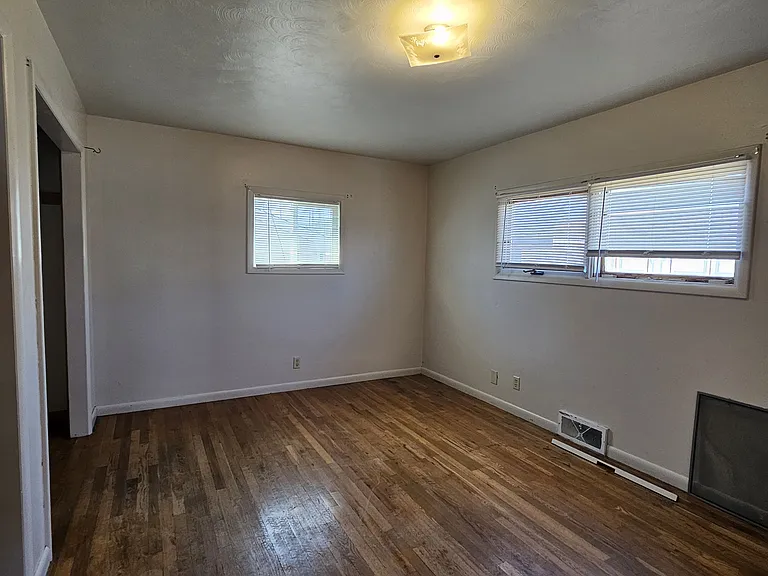 1215 E Saint Francis St — Photo 19