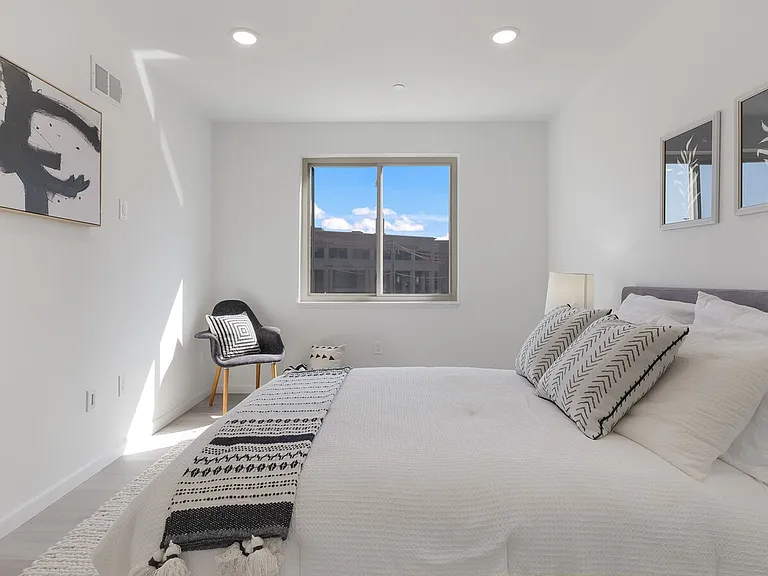 The Baldwin — Photo 20