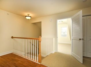 206 Paddock Cir, Schenectady, NY 12306