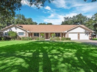 11507 Cherry Point Dr, Mont Belvieu, TX 77535
