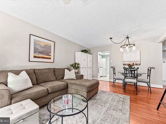4th image of 800 Avondale Rd APT 2A