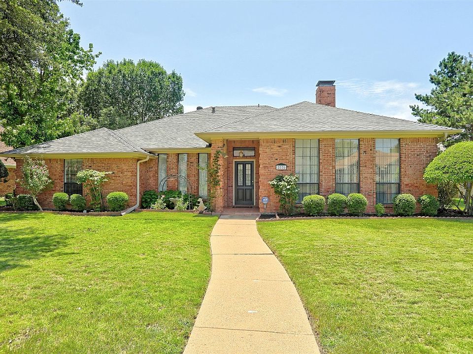 1st image of 2558 Primrose Dr