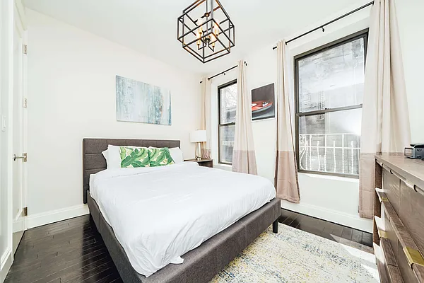 Rented by Carnegie Management Inc | media 17