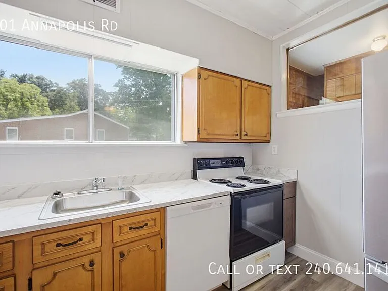 801 Annapolis Rd — Photo 11