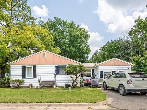 4th image of 218 W Sexton Rd