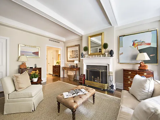 Sold by Sotheby's International Realty | media 10