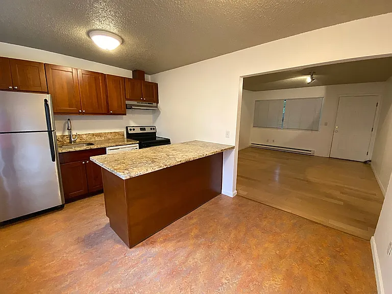 2230 NE 15th Ave #1-4 — Photo 6