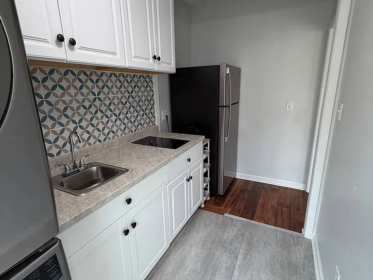 1772 Ascot Run NW — Photo 9