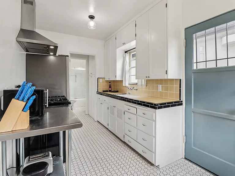 4413 Utah St — Photo 13
