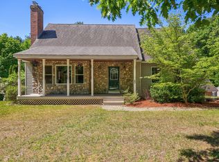 27 Davis St, Rutland, MA 01543