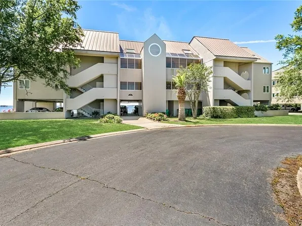 404 Mariners Is #2D, Mandeville, LA 70448