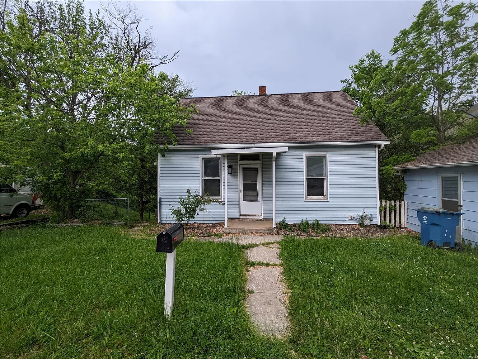601 N Guernsey St photo 1