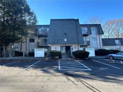 1560 Douglas Ave APT E61, North Providence, RI, 02904