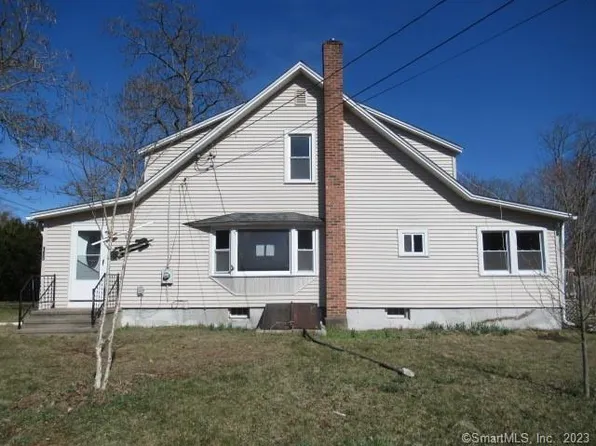 105 Middletown Avenue, East Hampton, CT 06424