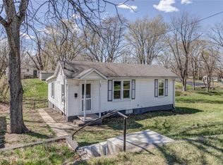 904 N Liberty St, Jerseyville, IL 62052