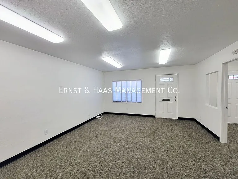 5540 Atlantic Ave — Photo 15