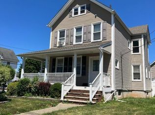 43 E Somerset St, Raritan, NJ 08869