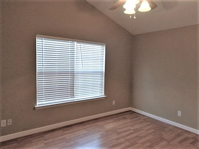 2310 Devonshire Dr — Photo 8