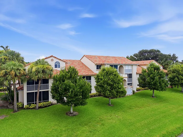 13215 Glenmoor Dr — Photo 17