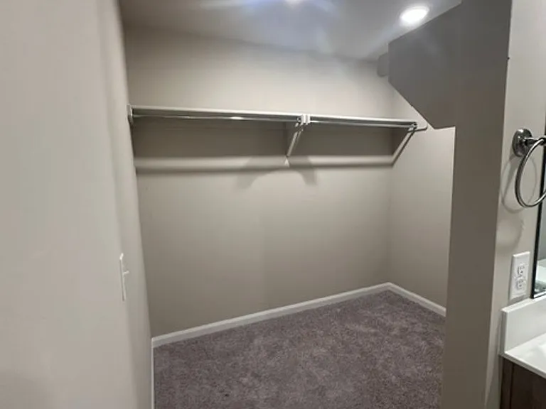 8109 Solare Pl — Photo 15