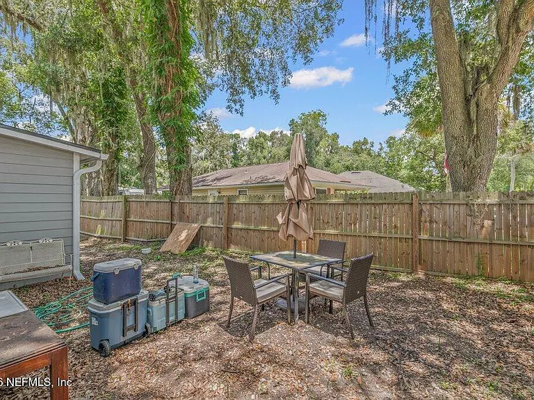 600 Lemon St — Photo 37