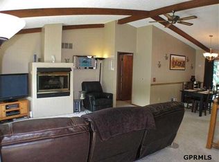 8824 Verdon Cir, Plattsmouth, NE 68048