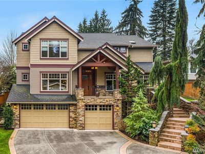 10203 NE 31st Pl, Bellevue, WA, 98004