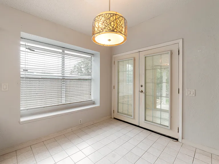 206 Shady Brook Dr — Photo 23