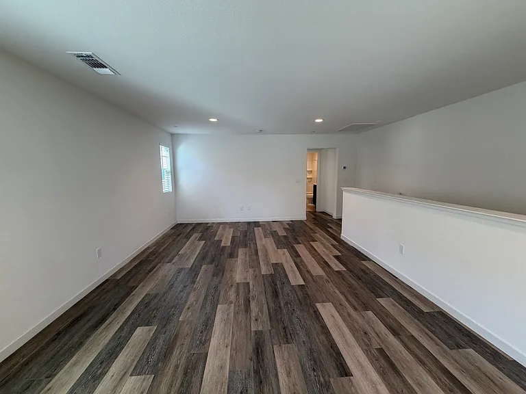 37550 Estuary St — Photo 14