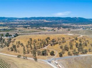 7560 Nonpariel Rd, Paso Robles, CA 93446