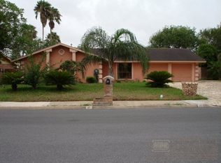 28 Shoreline Dr, Brownsville, TX 78521