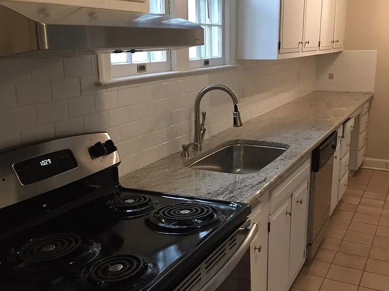 1614 W 1st St #1 — Photo 4