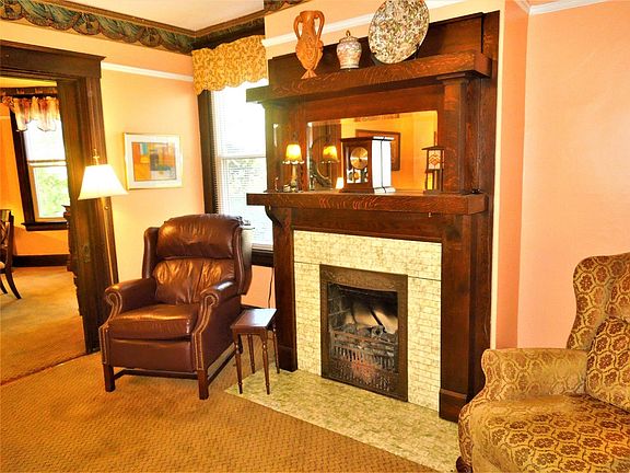 5th image of 3412 Beaumont Pl